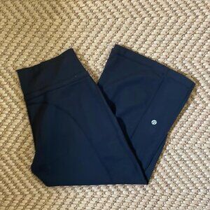 Lululemon - Wide Leg Crop Pants - Black - Size 6